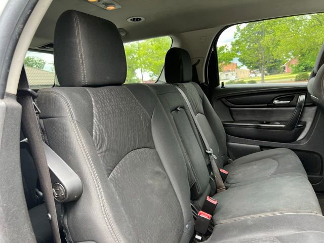 Used 2014 GMC Acadia SLE FWD image 18
