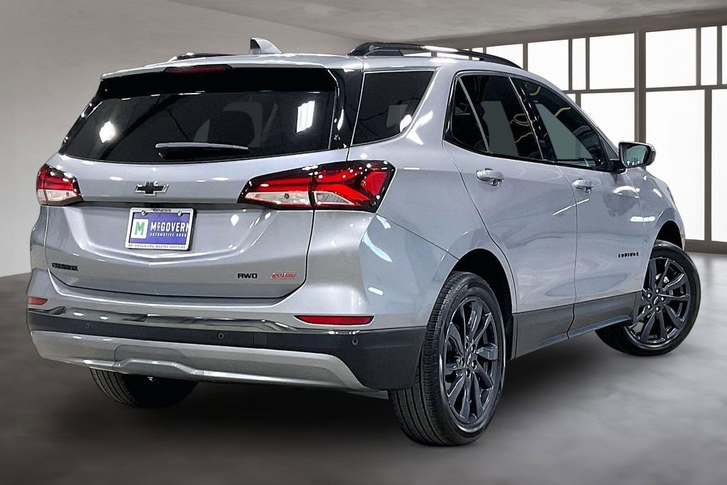 Used 2023 Chevrolet Equinox RS w/ LPO, Floor Liner Package AWD/4WD image 6