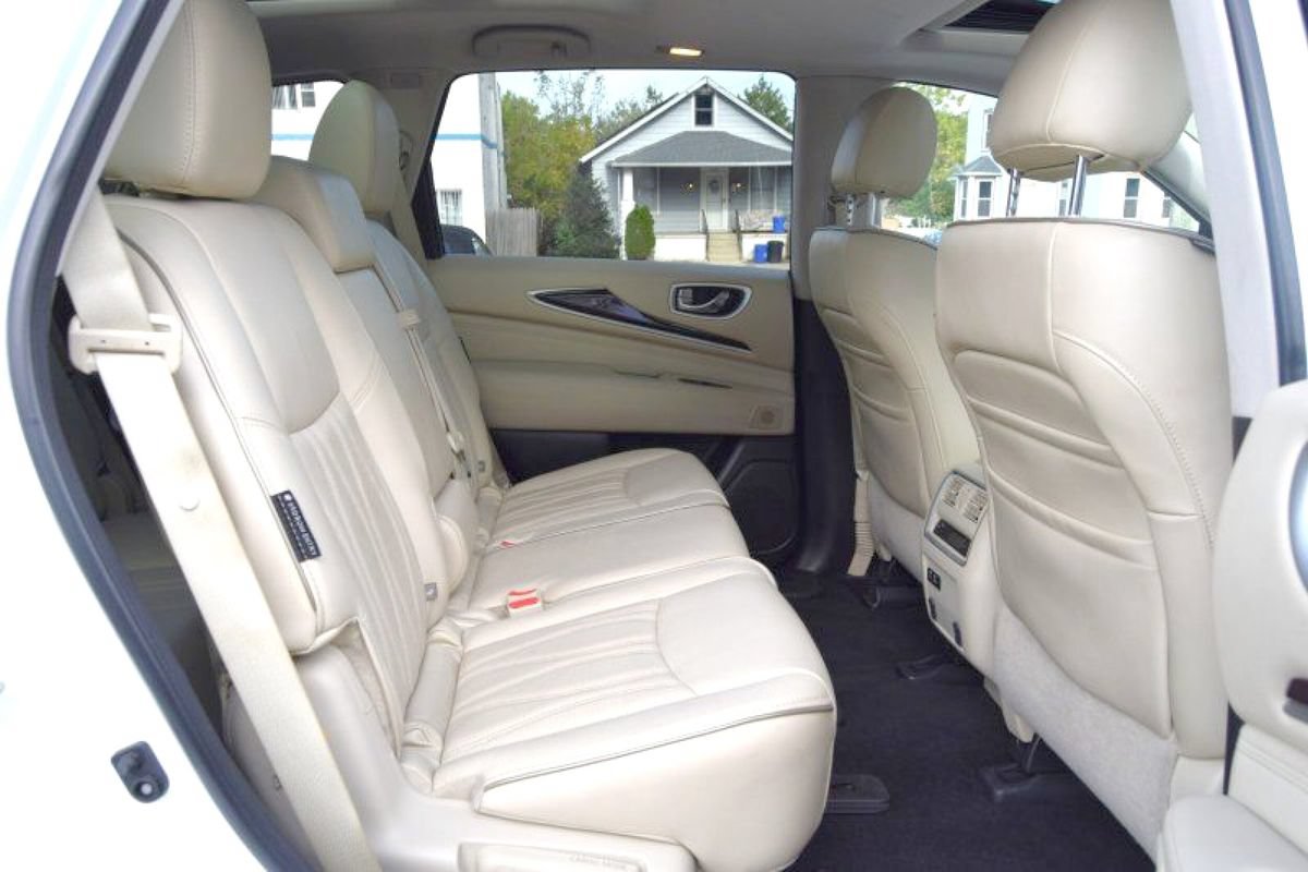 Used 2020 INFINITI QX60 Luxe w/ Sensory Package AWD/4WD image 31