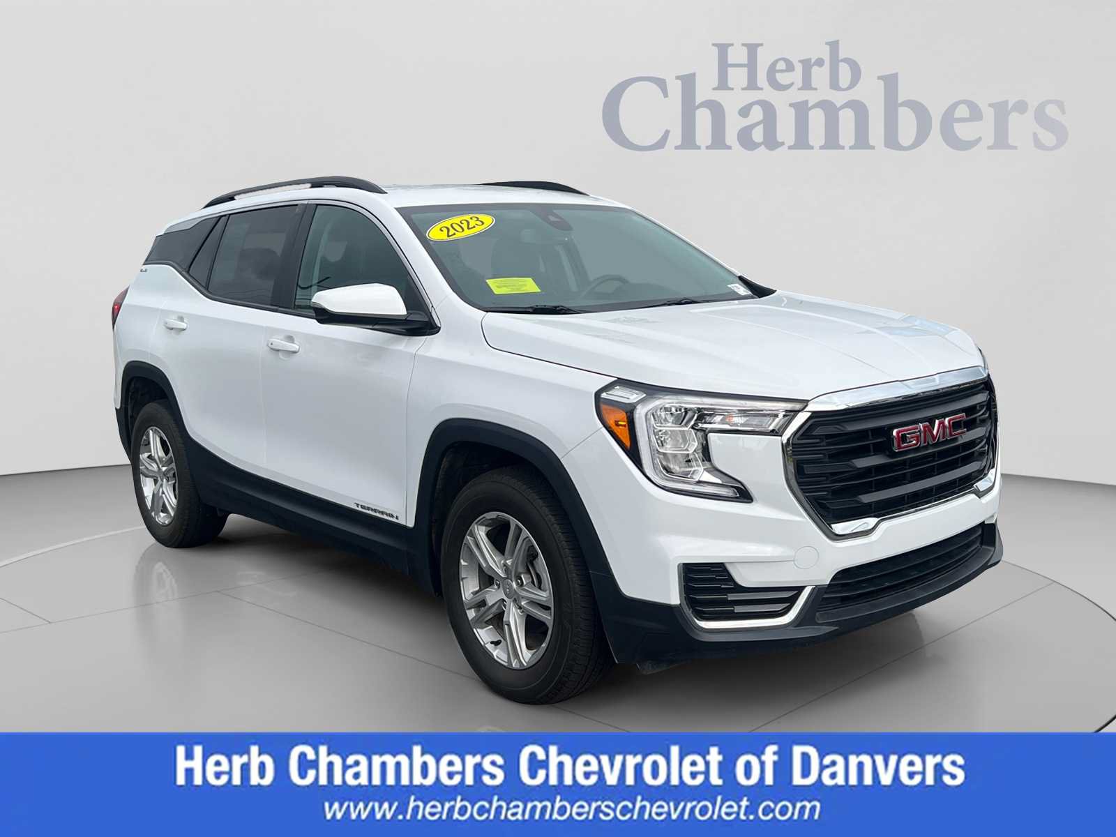 Used 2023 GMC Terrain SLE w/ Driver Convenience Package