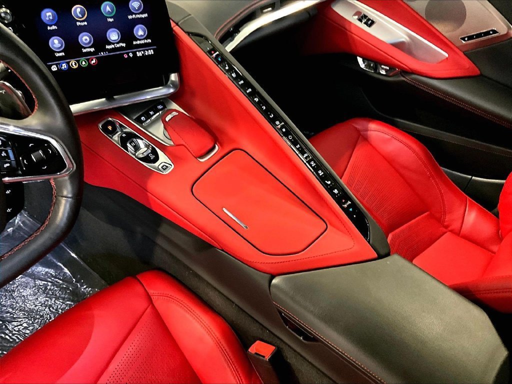 Used 2020 Chevrolet Corvette Stingray Preferred Cpe w/ 2LT Preferred Equipment Group RWD image 18