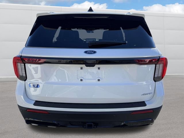 Used 2025 Ford Explorer ST-Line image 4