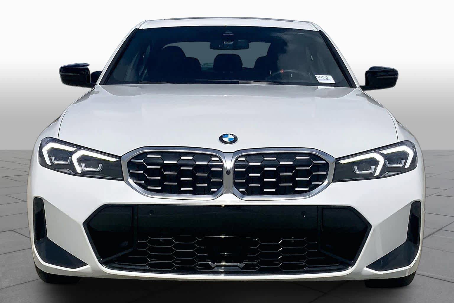 Used 2025 BMW M340i RWD image 3