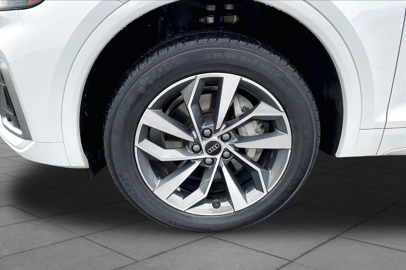 Used 2024 Audi Q5 2.0T Premium Plus AWD/4WD image 11