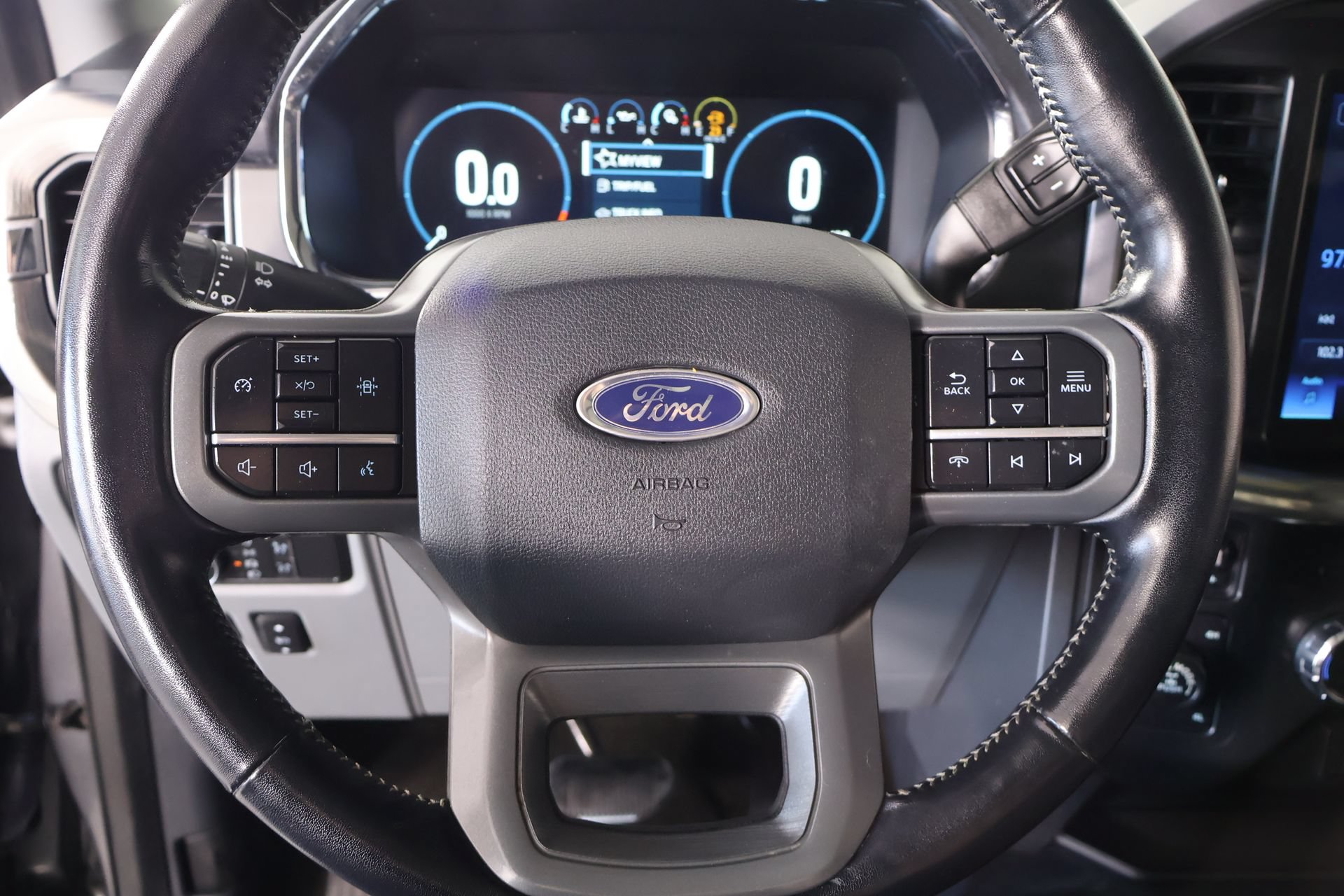 Used 2022 Ford F150 Lariat w/ Max Trailer Tow Package AWD/4WD image 3