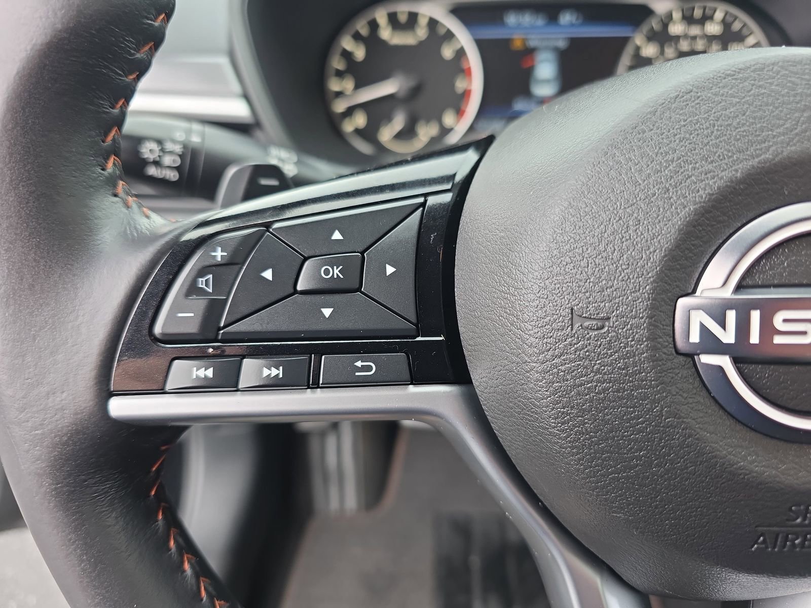 Used 2024 Nissan Altima 2.5 SR image 16