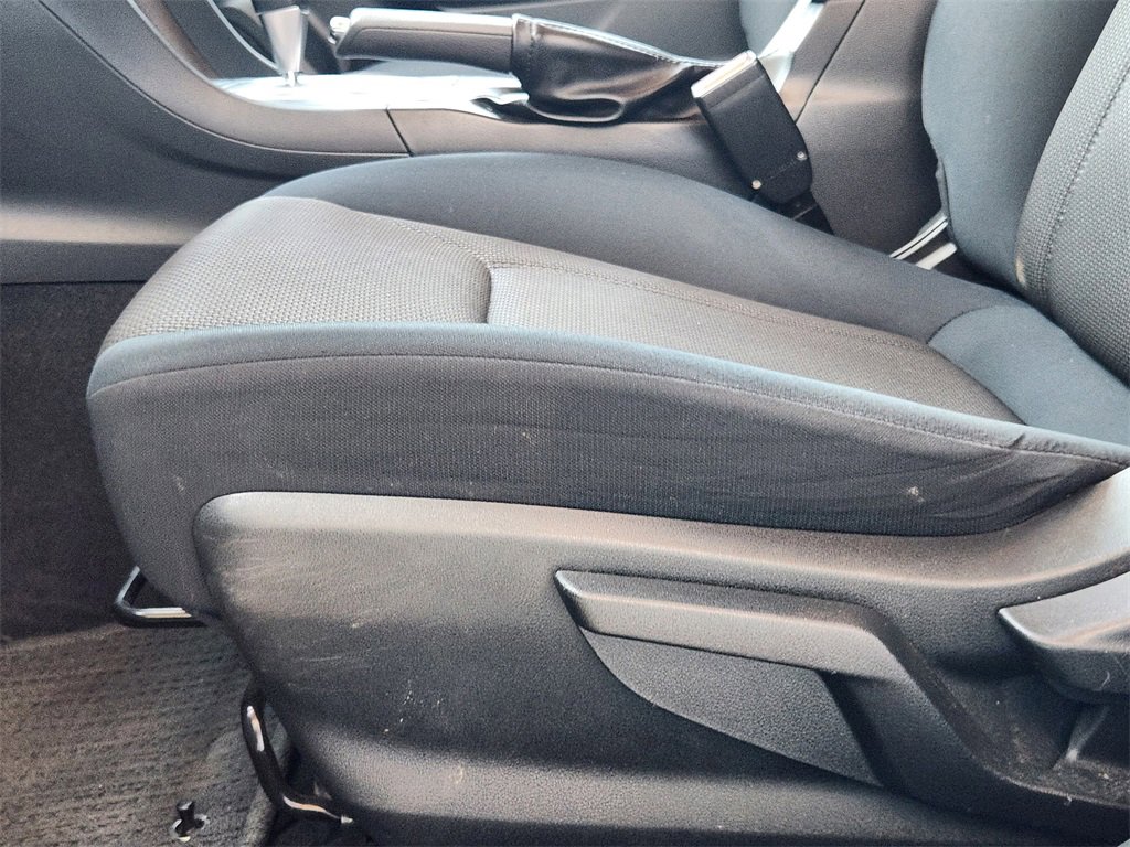 Certified 2020 Subaru Crosstrek 2.0i image 19