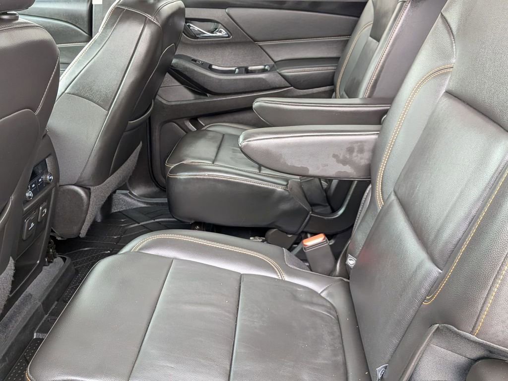 Used 2021 Chevrolet Traverse RS w/ LPO, Cargo Package FWD image 25