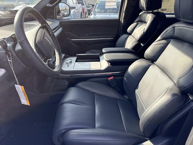 New 2025 Lincoln Navigator Reserve w/ Jet Appearance Package image 22