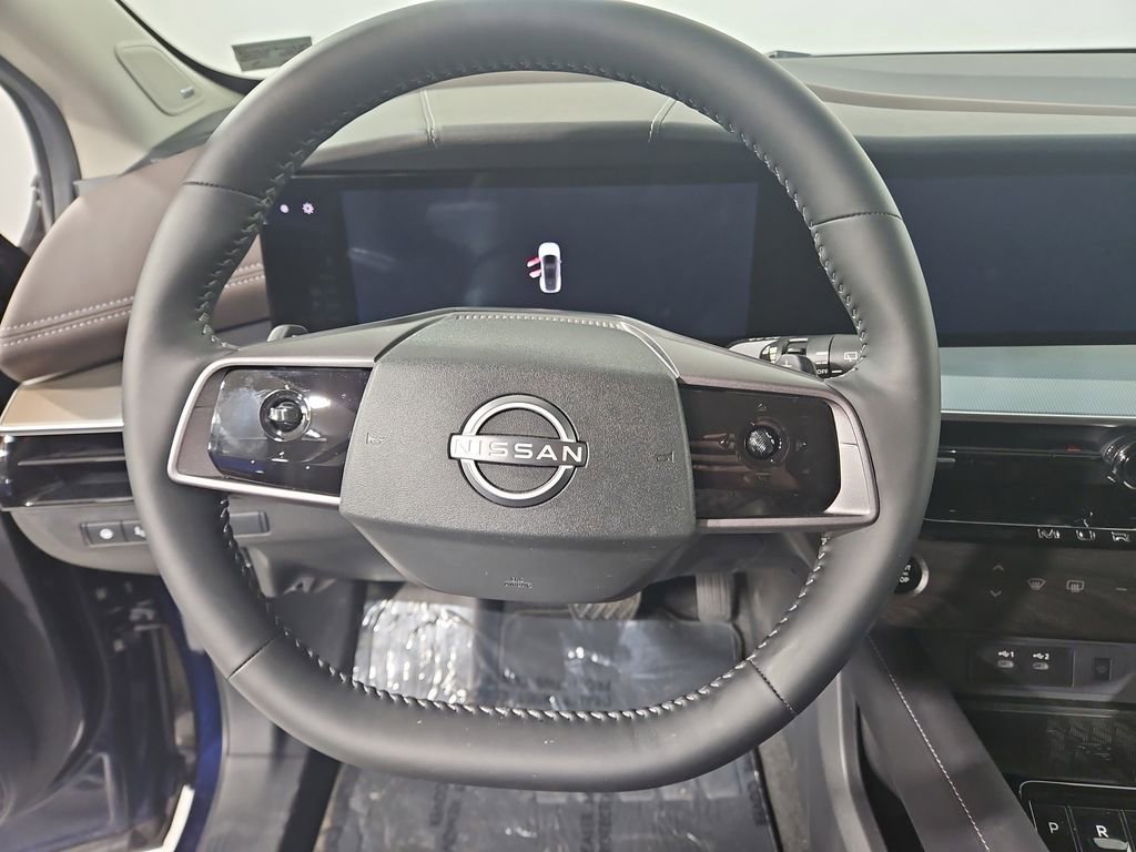 Certified 2025 Nissan Murano Platinum w/ Cargo Package image 16