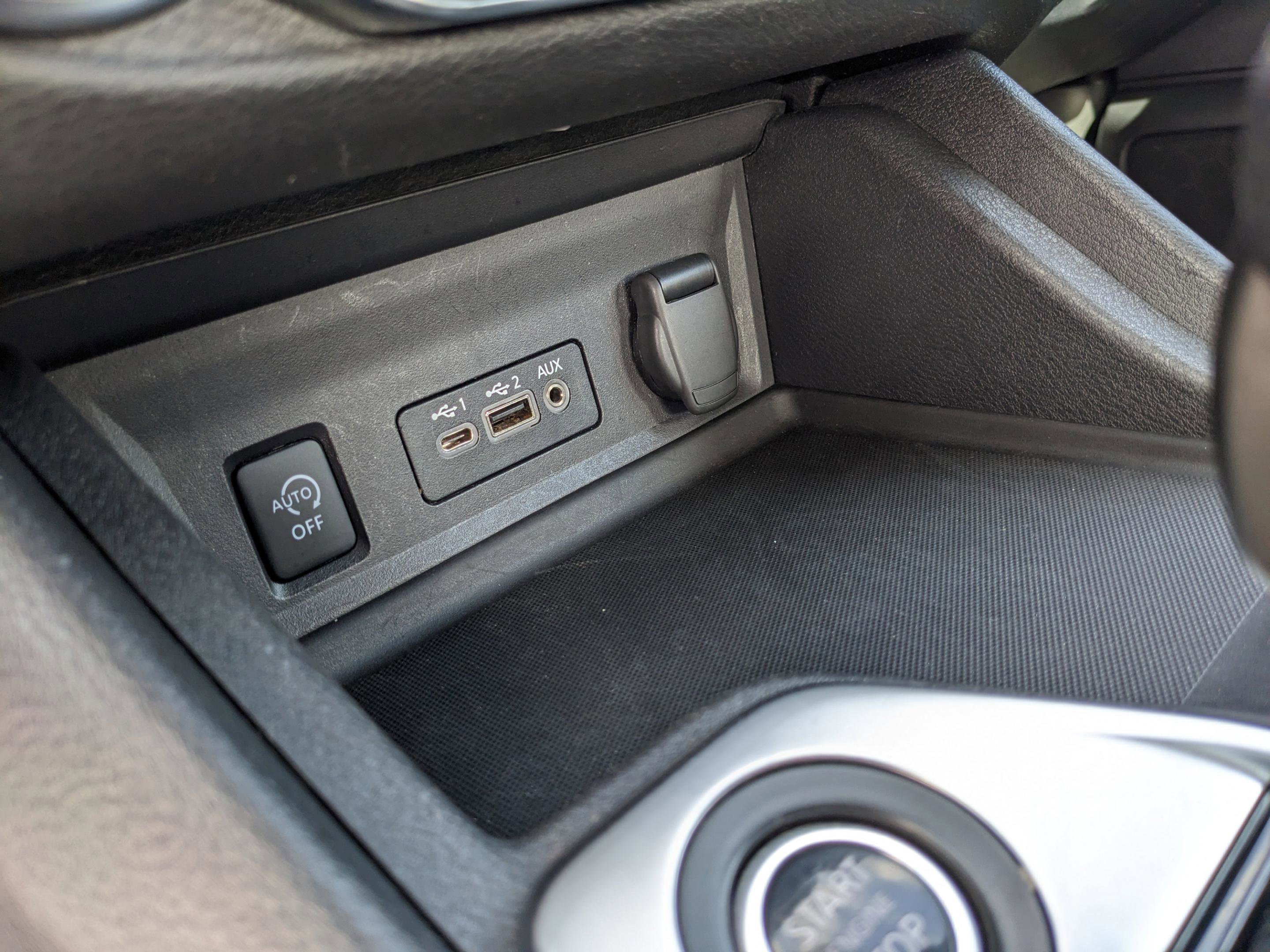 Used 2024 Nissan Sentra SV image 21