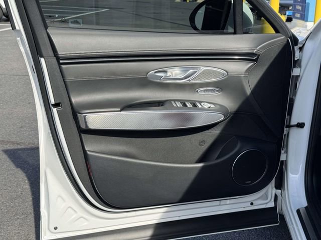 Used 2023 Genesis GV70 2.5T Sport Prestige w/ Sport Prestige Package image 16