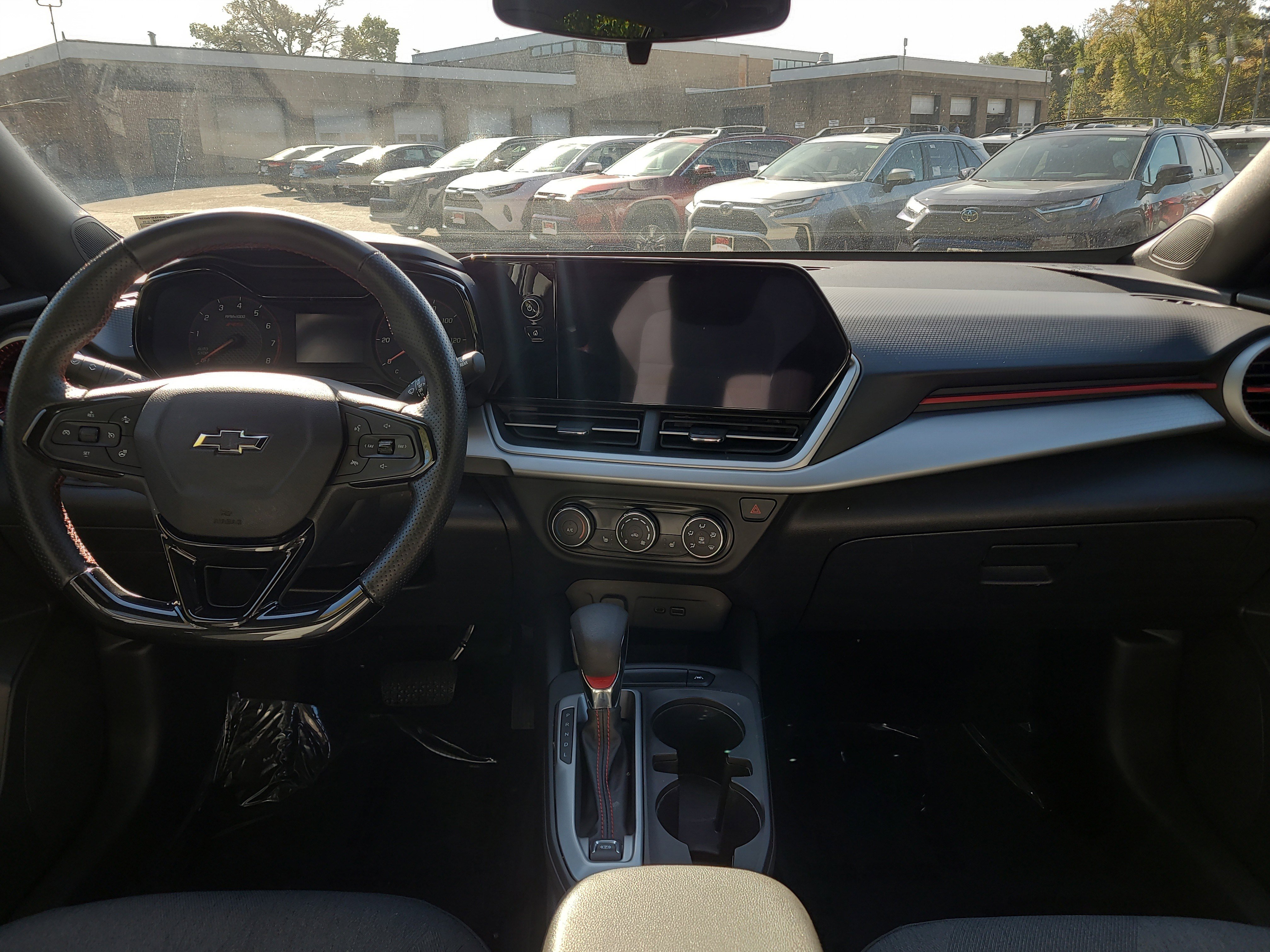 Used 2024 Chevrolet Trax RS image 19