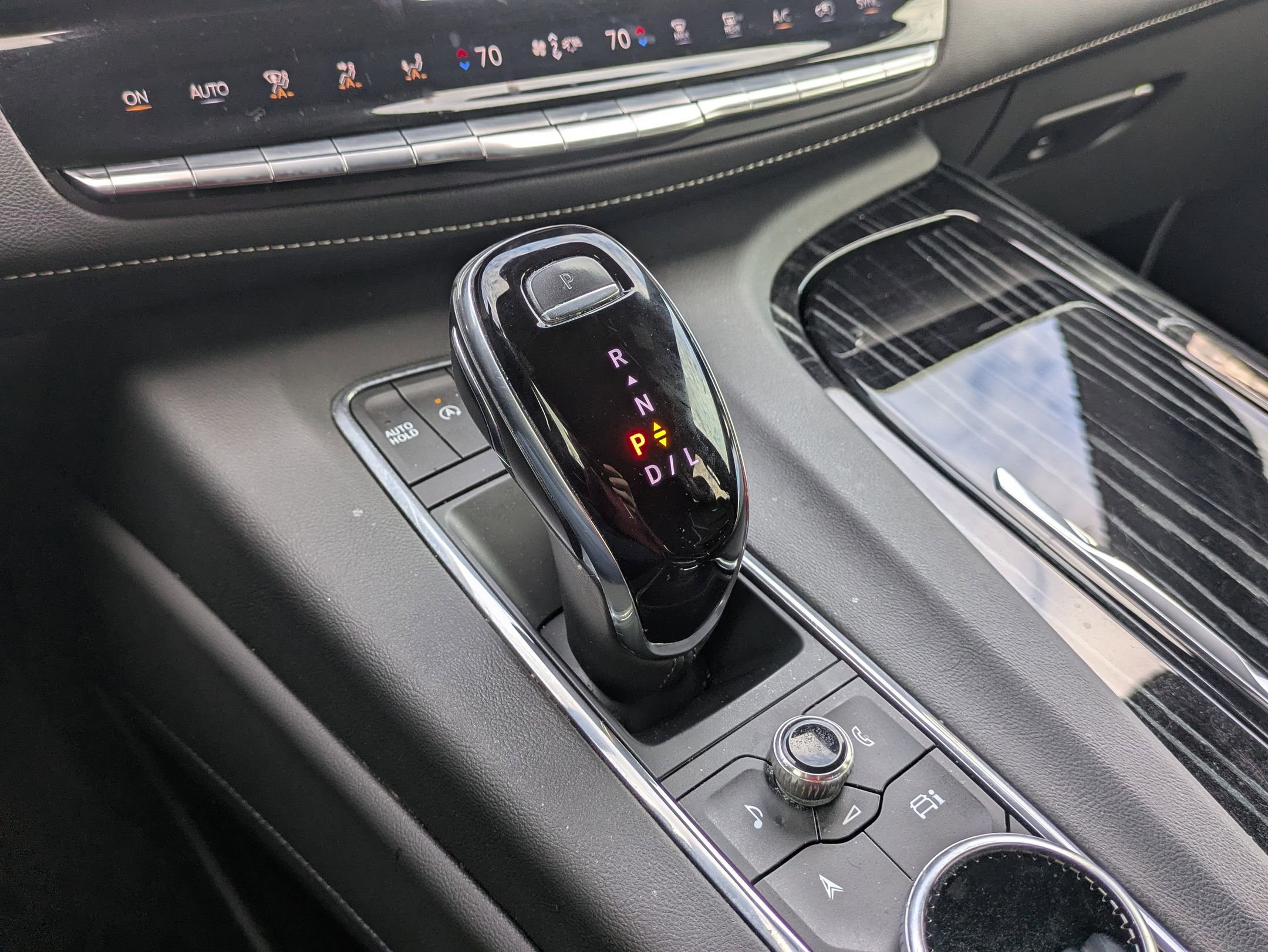 Used 2021 Cadillac Escalade Sport w/ Driver Assist Tech Package image 16