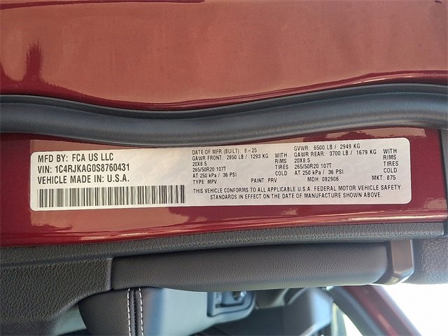 New 2025 Jeep Grand Cherokee L Altitude image 24