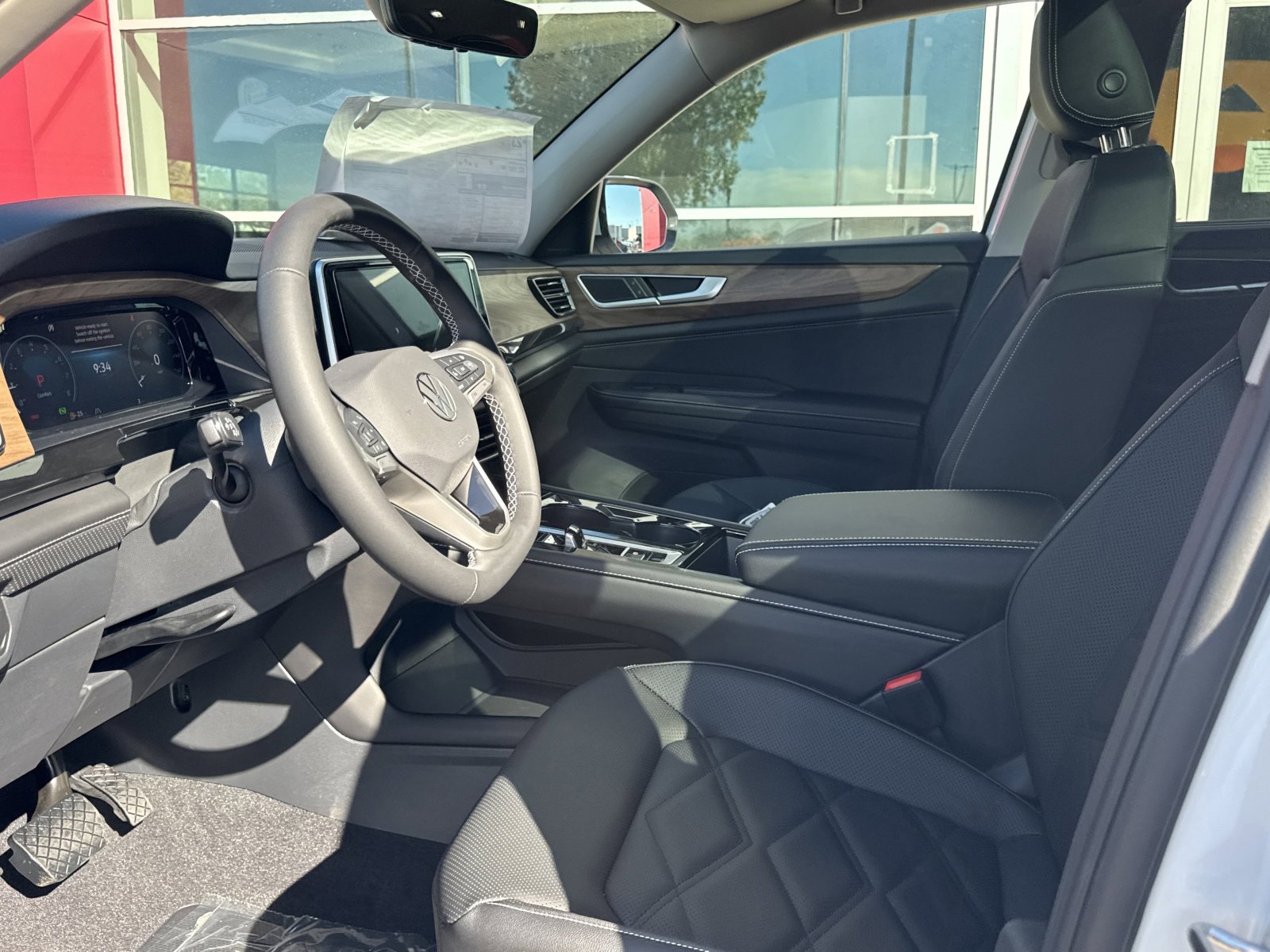 New 2026 Volkswagen Atlas SE image 10