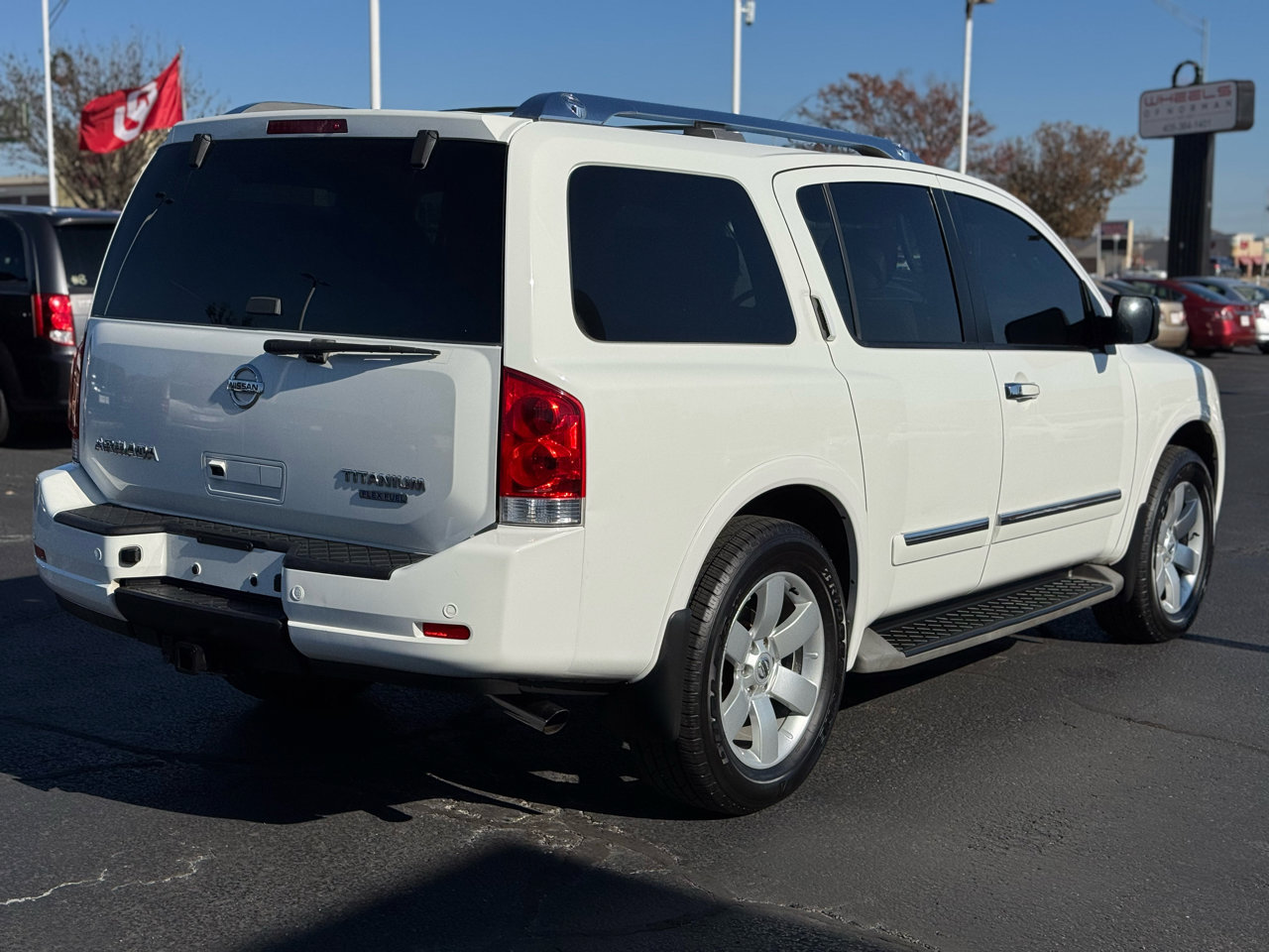 Used 2010 Nissan Armada Titanium w/ DVD Entertainment Pkg image 5