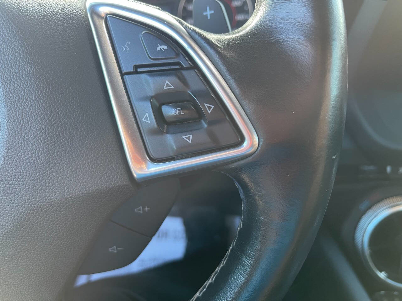 Used 2020 Chevrolet Camaro LT RWD image 22