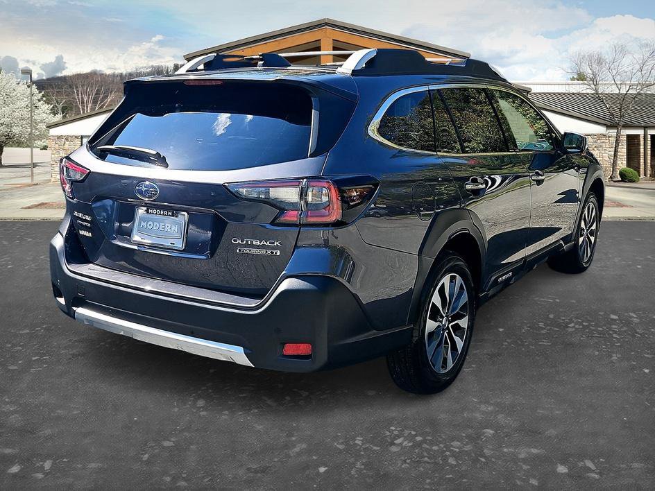 Used 2025 Subaru Outback Touring XT AWD/4WD image 5