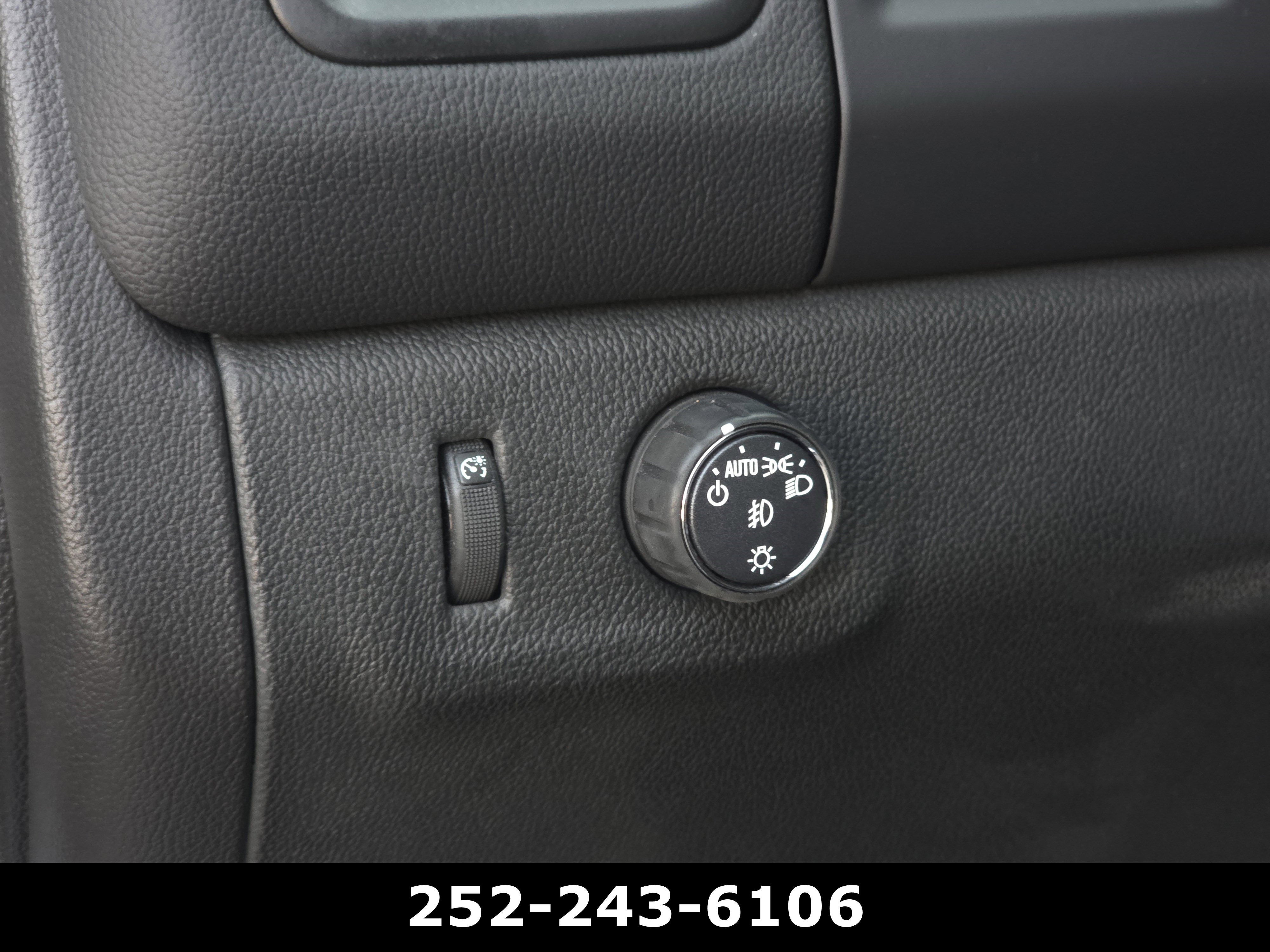 Used 2022 Chevrolet Colorado LT w/ LT Convenience Package RWD image 22