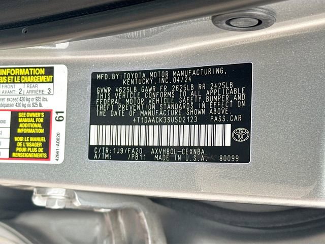 Used 2025 Toyota Camry LE image 30