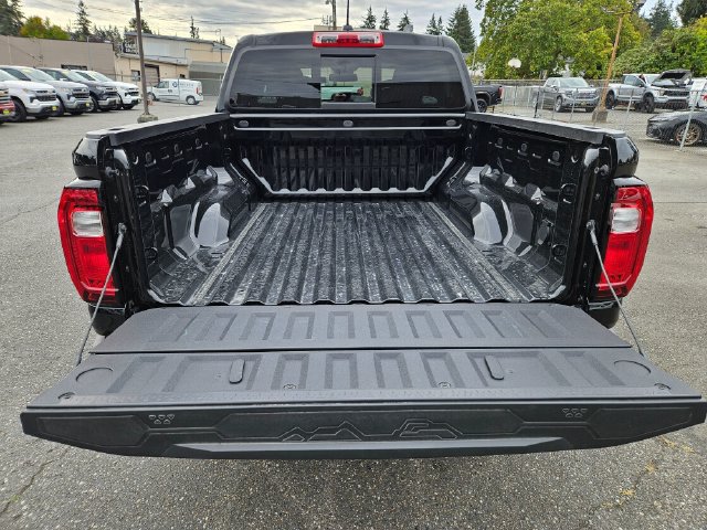 New 2026 GMC Canyon AT4 AWD/4WD image 13