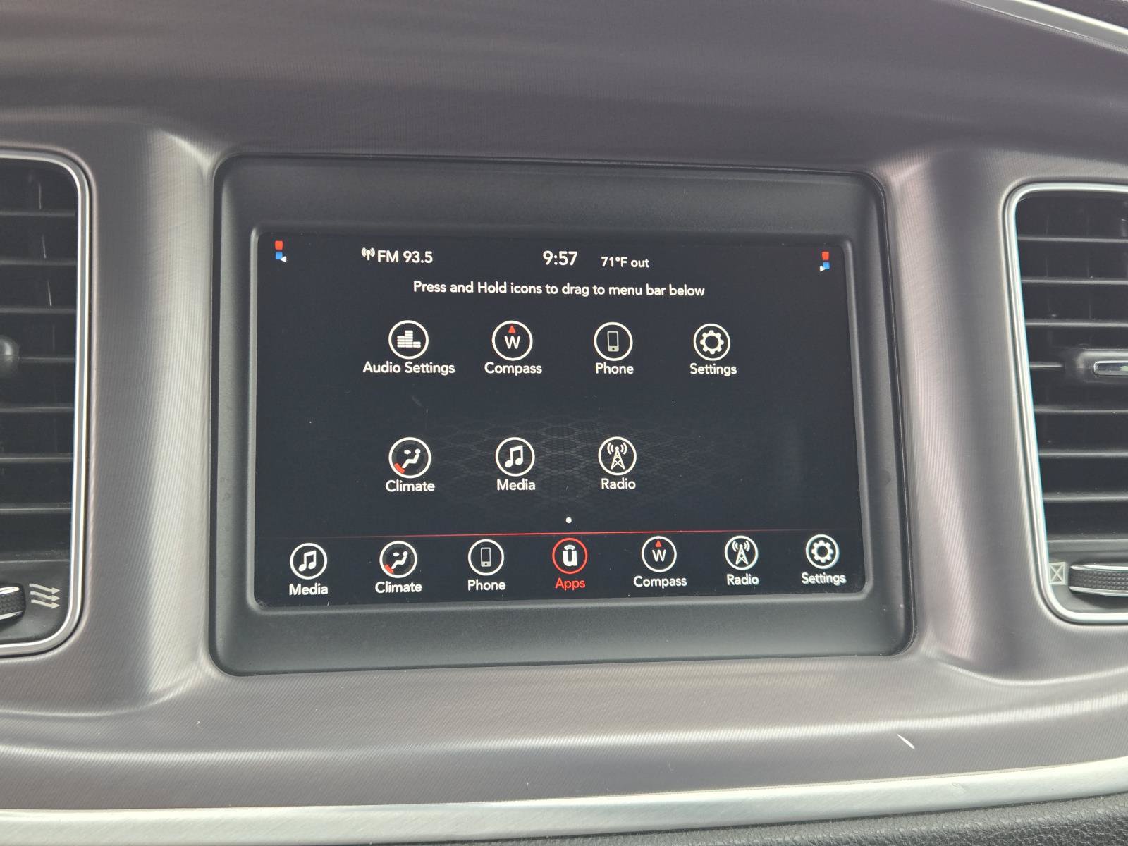 Used 2020 Dodge Charger SXT RWD image 7
