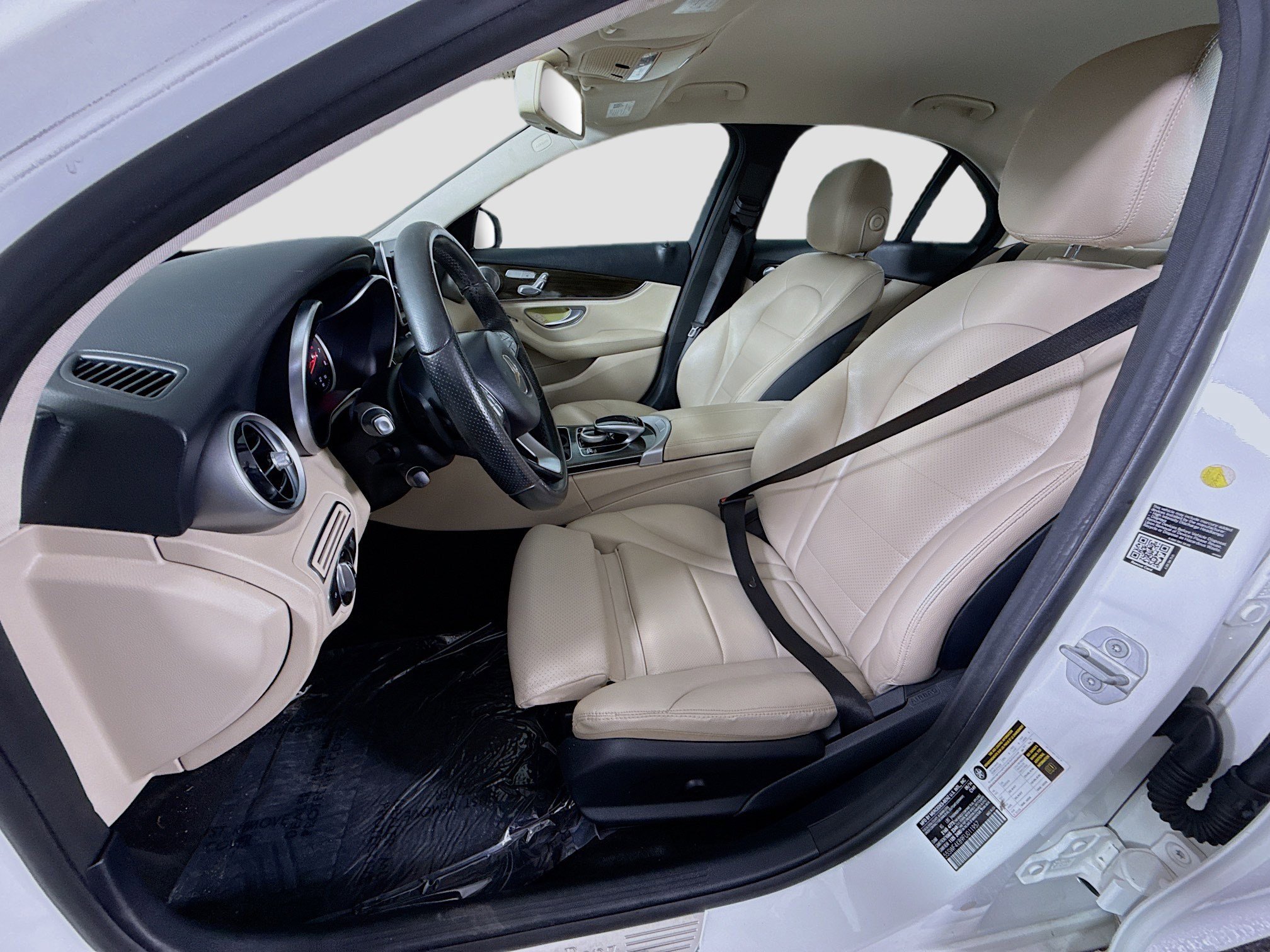 Used 2015 Mercedes-Benz C 300 4MATIC Sedan image 22