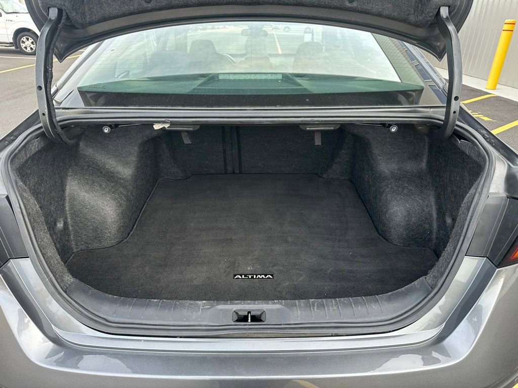 Used 2023 Nissan Altima 2.5 SV image 12