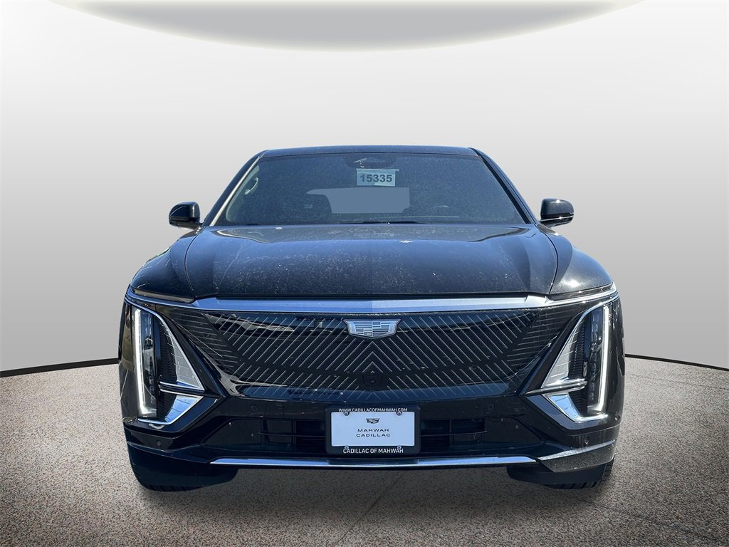 New 2025 Cadillac Lyriq Luxury image 6