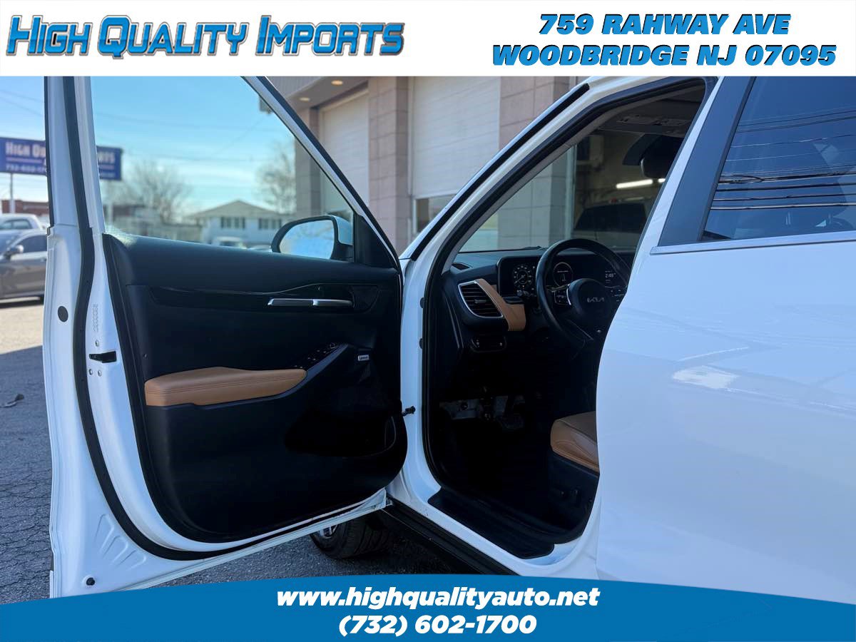 Used 2024 Kia Seltos SX AWD/4WD image 11