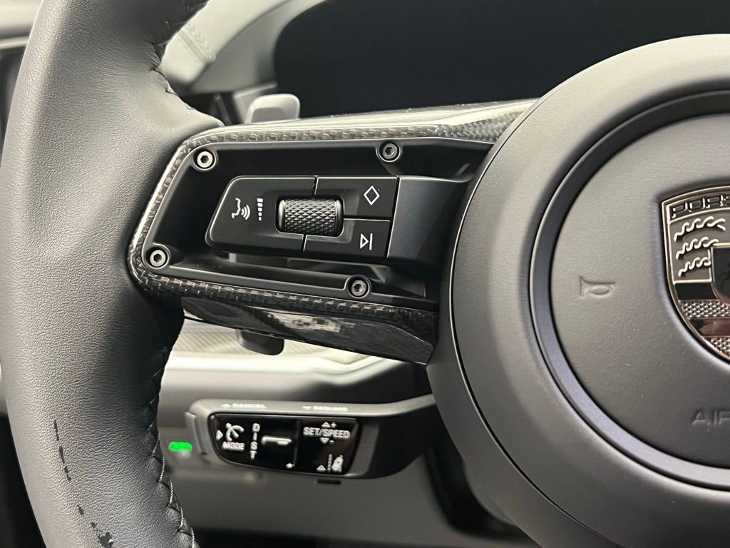 New 2026 Porsche Cayenne Turbo image 8