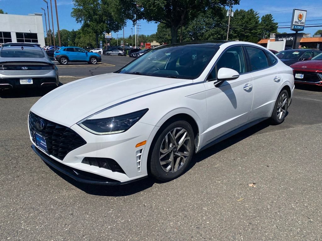 Certified 2023 Hyundai Sonata SEL w/ Convenience Package FWD image 6