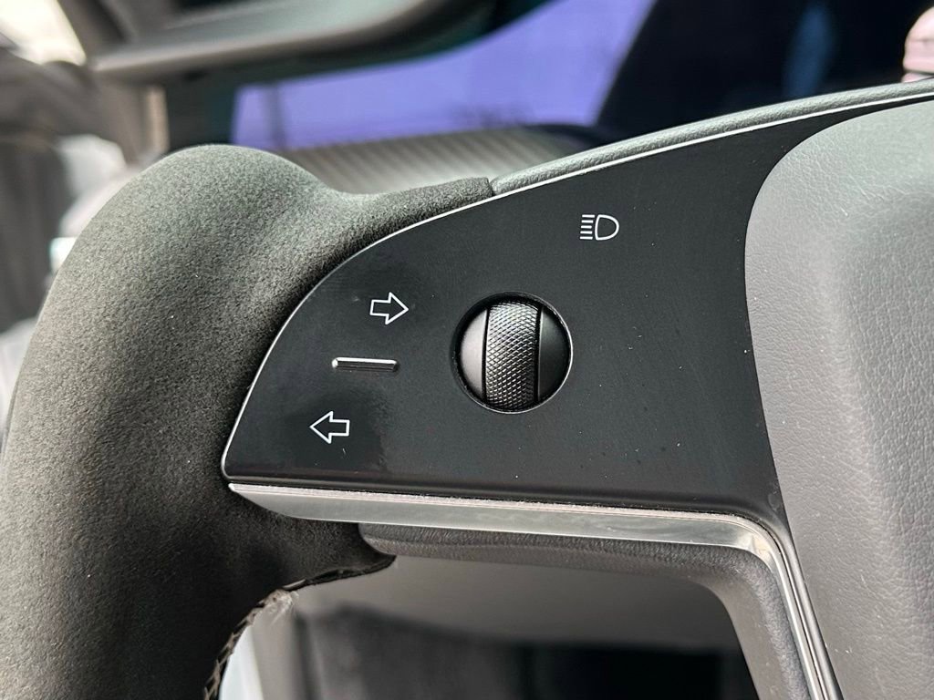 Used 2021 Tesla Model S Plaid image 36