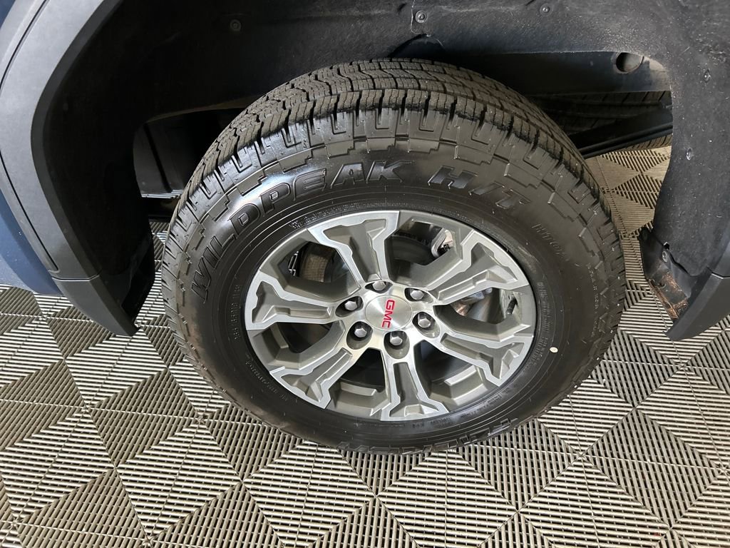 Used 2024 GMC Sierra 1500 SLT image 11