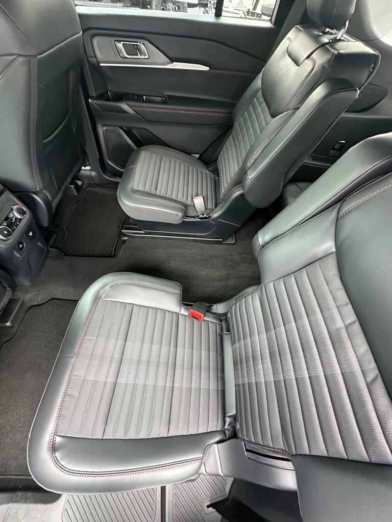 New 2026 Ford Explorer ST-Line image 16