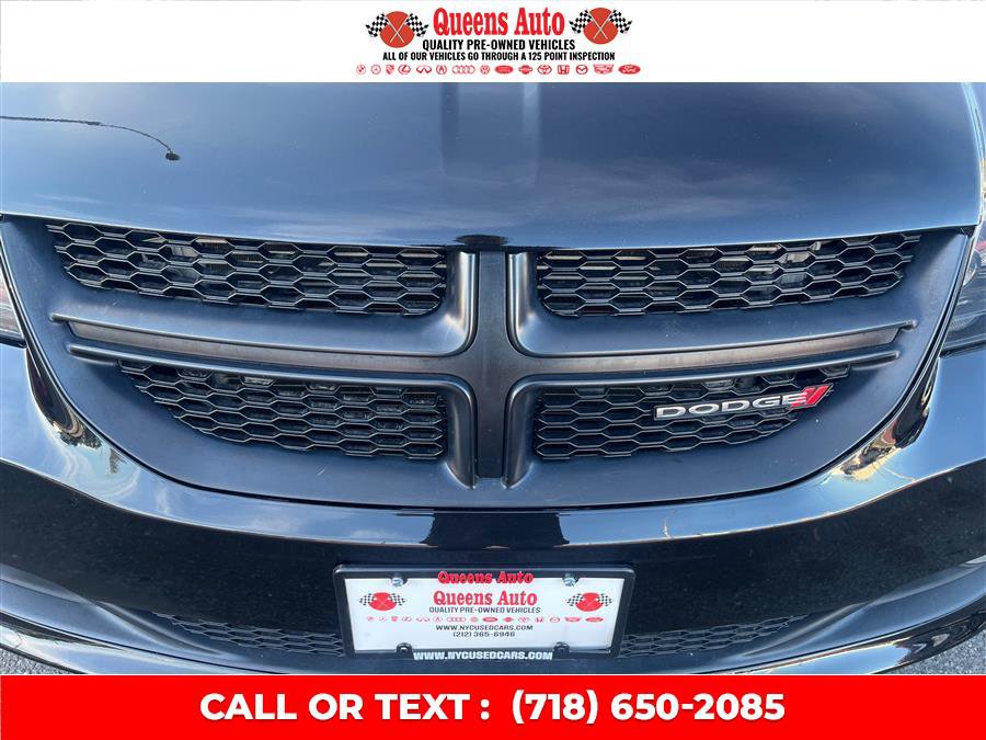 Used 2019 Dodge Grand Caravan SE FWD image 32