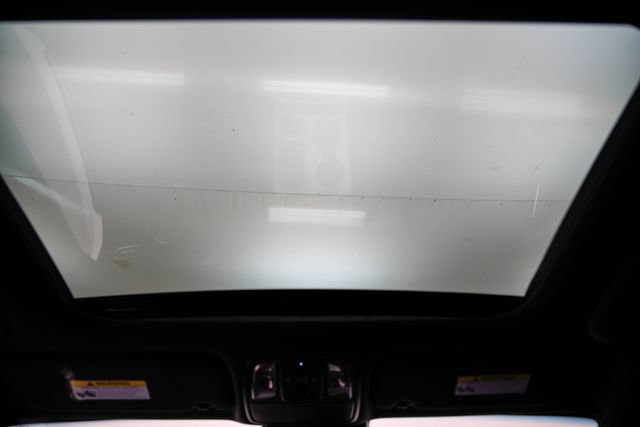 Used 2020 Kia Stinger GT1 RWD image 27
