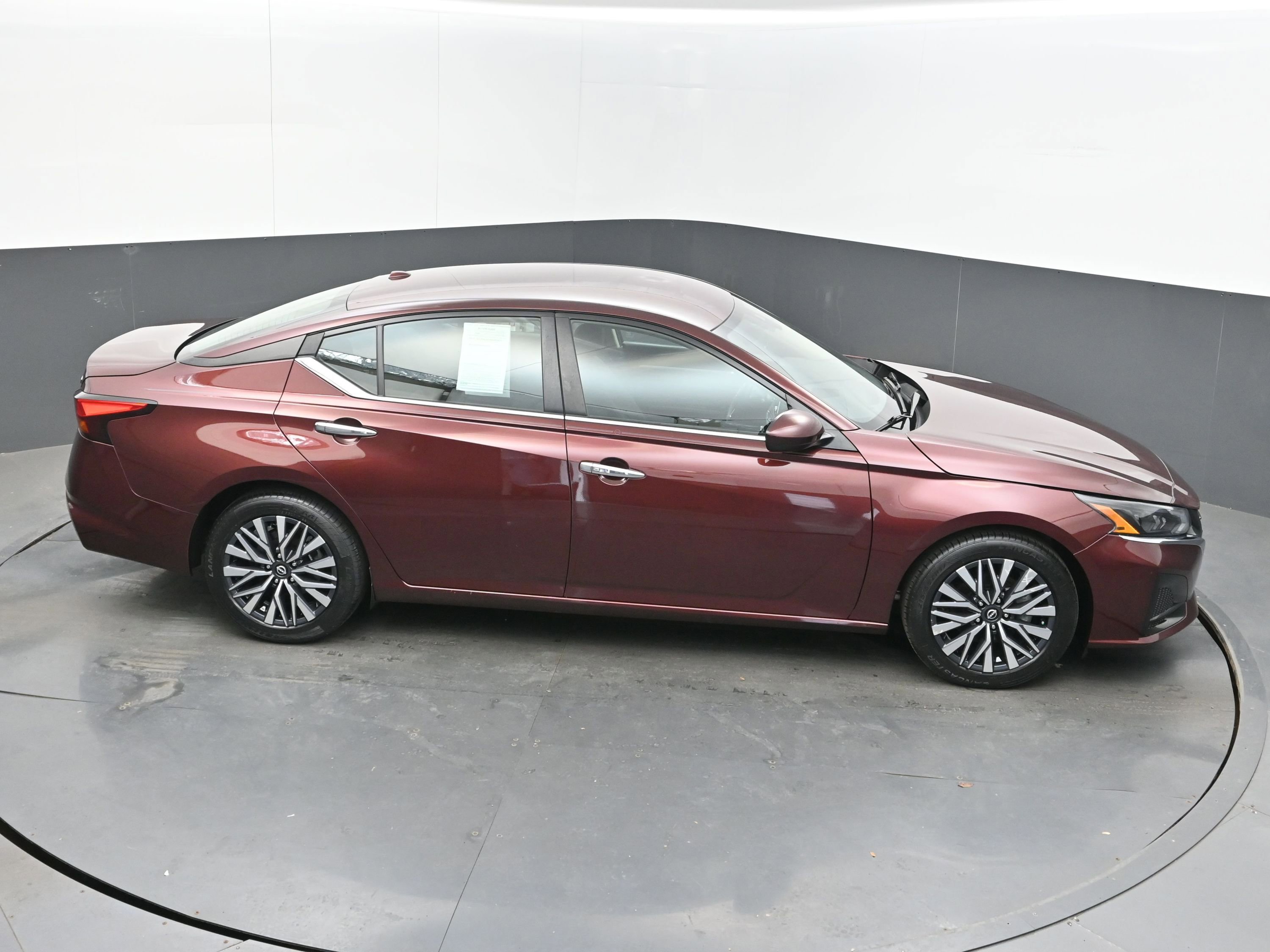Used 2023 Nissan Altima 2.5 SV image 37