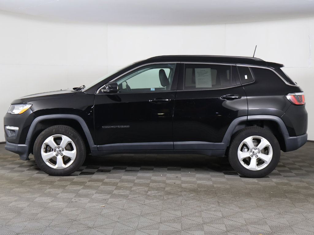 Used 2019 Jeep Compass Latitude w/ Cold Weather Group AWD/4WD image 15
