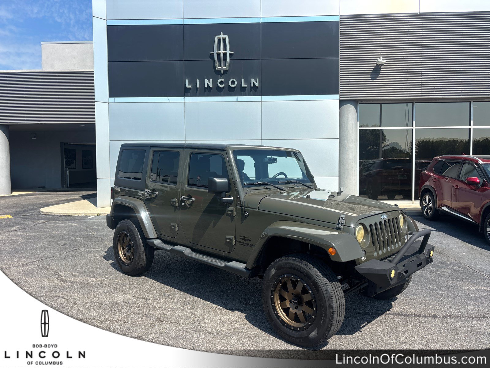 Used 2015 Jeep Wrangler Unlimited Sahara w/ Connectivity Group AWD/4WD image 1