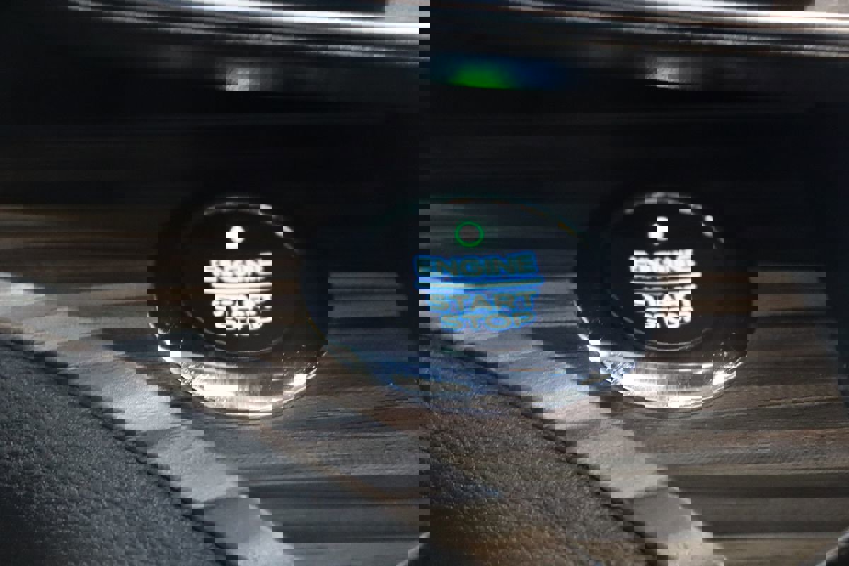 Used 2020 Ford Explorer Limited AWD/4WD image 52