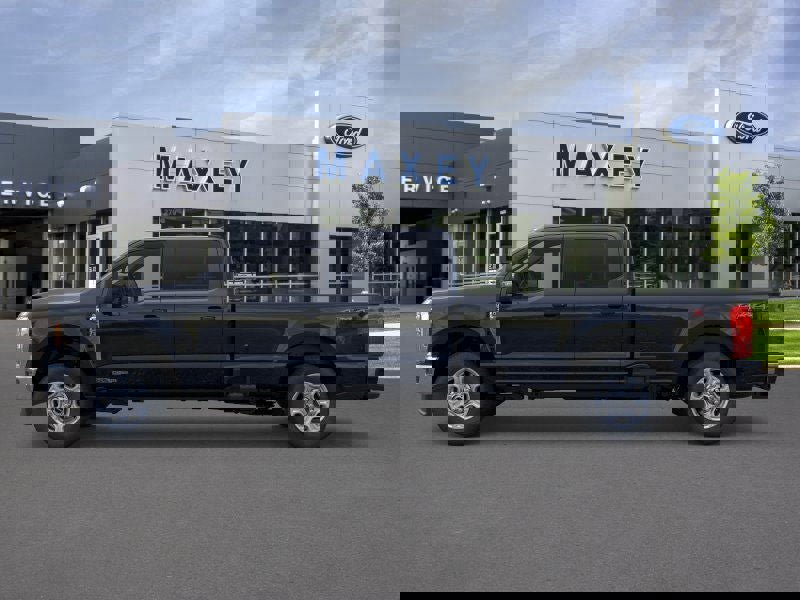 New 2026 Ford F350 XLT image 3