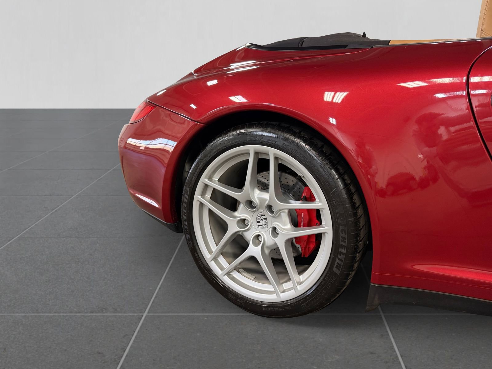 Used 2009 Porsche 911 Cabriolet image 42