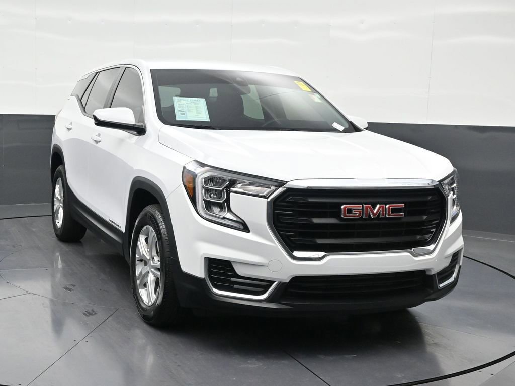 Used 2024 GMC Terrain SLE image 8