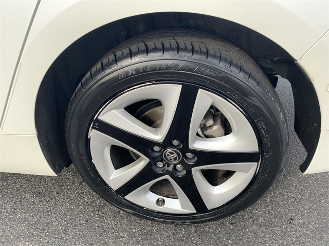 Used 2017 Toyota Prius Four Touring image 32