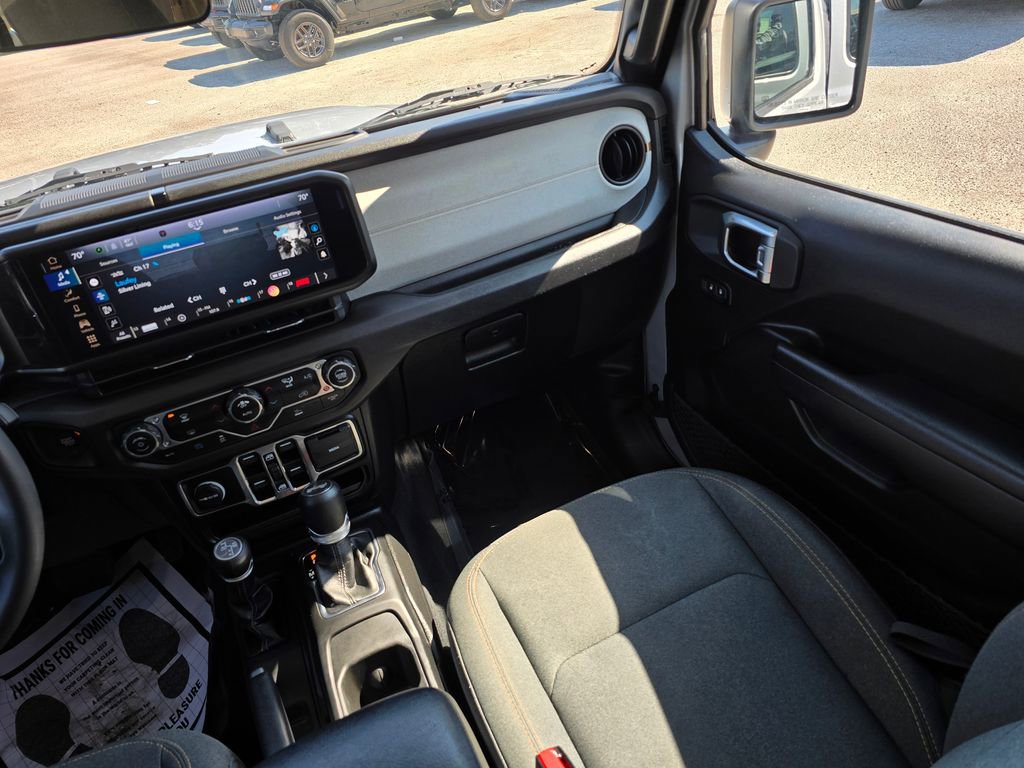 Used 2024 Jeep Wrangler Sport S image 37