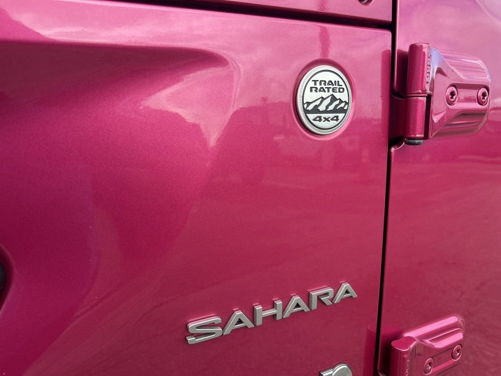 Used 2022 Jeep Wrangler Unlimited Sahara w/ LED Lighting Group image 20