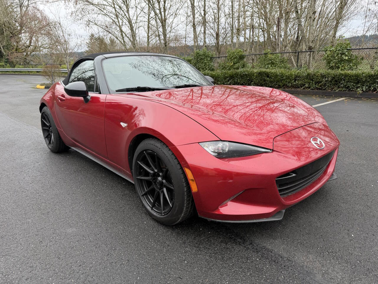 Used 2017 MAZDA MX-5 Miata Sport image 3