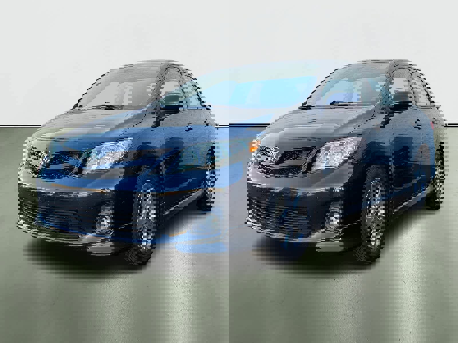 Used 2012 Toyota Corolla S image 2